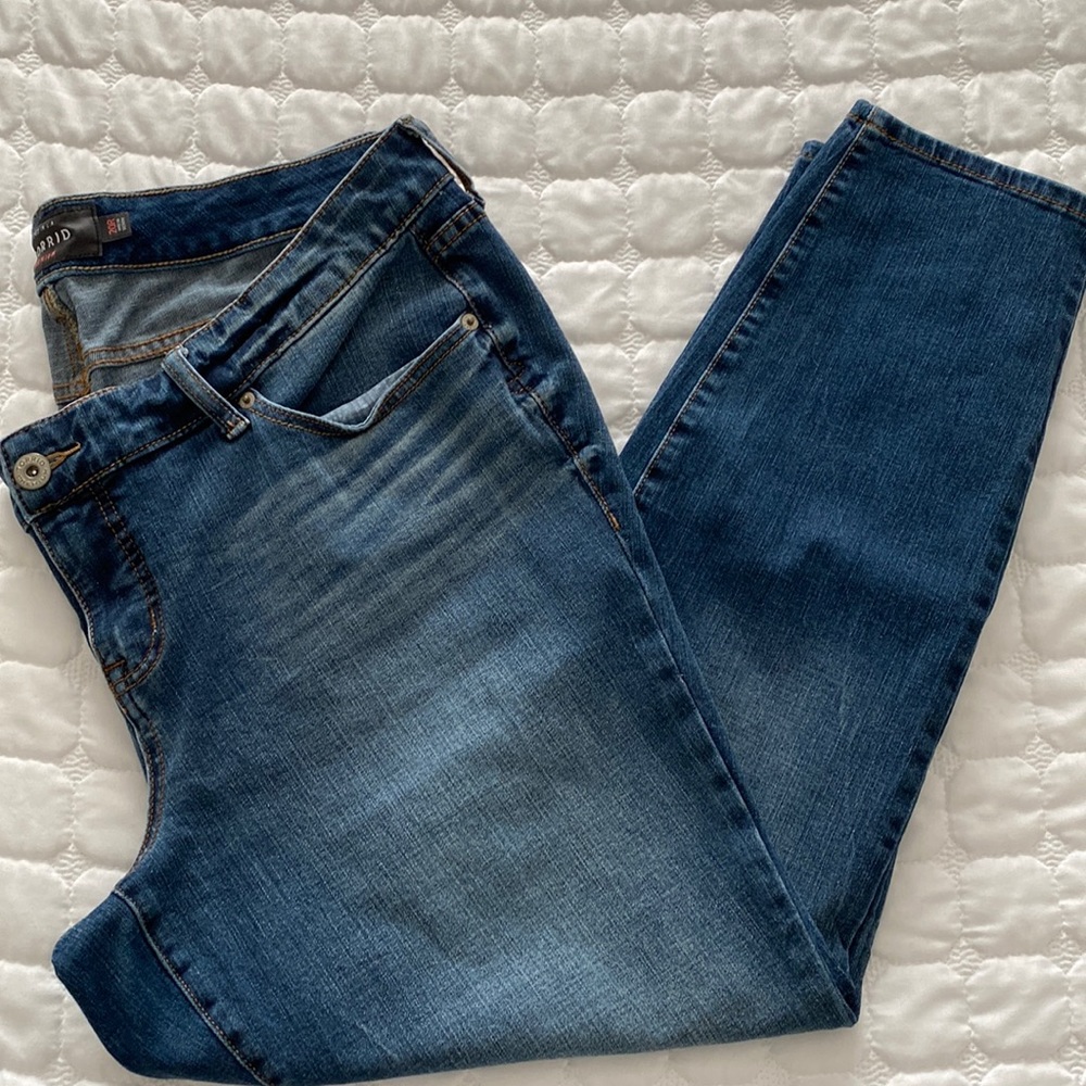 NWOT Torrid premium stretch skinny Jean